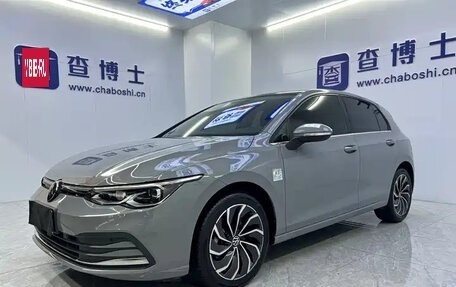 Volkswagen Golf VIII, 2023 год, 1 465 000 рублей, 2 фотография