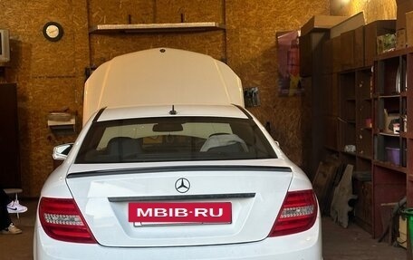 Mercedes-Benz C-Класс, 2013 год, 1 350 000 рублей, 2 фотография