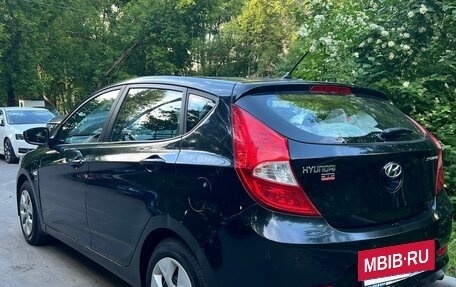 Hyundai Solaris II рестайлинг, 2015 год, 1 050 000 рублей, 10 фотография