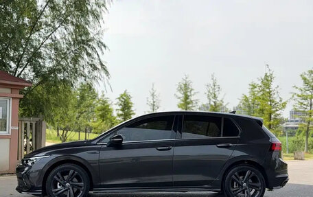Volkswagen Golf VIII, 2022 год, 1 330 000 рублей, 4 фотография