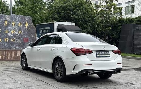 Mercedes-Benz A-Класс, 2022 год, 1 680 000 рублей, 6 фотография