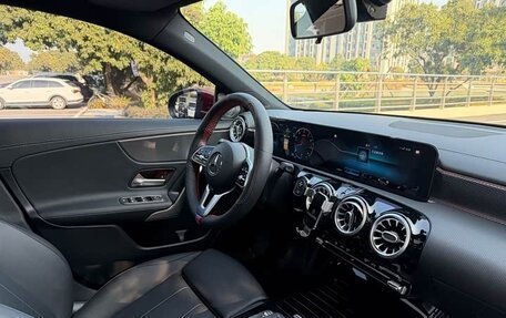 Mercedes-Benz A-Класс, 2022 год, 1 620 000 рублей, 7 фотография