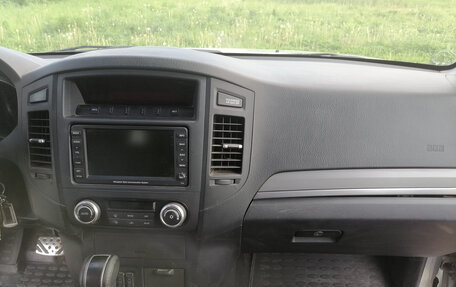 Mitsubishi Pajero IV, 2012 год, 1 799 000 рублей, 16 фотография