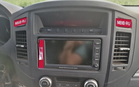 Mitsubishi Pajero IV, 2012 год, 1 799 000 рублей, 17 фотография
