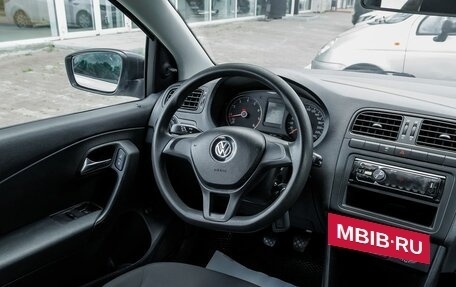 Volkswagen Polo VI (EU Market), 2019 год, 894 600 рублей, 22 фотография