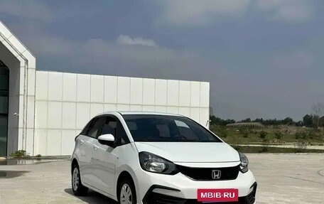 Honda Fit, 2023 год, 1 240 000 рублей, 2 фотография