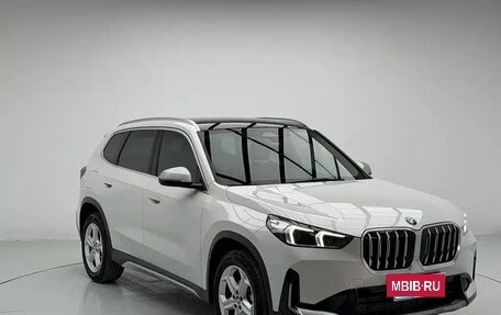 BMW X1, 2023 год, 2 700 000 рублей, 3 фотография