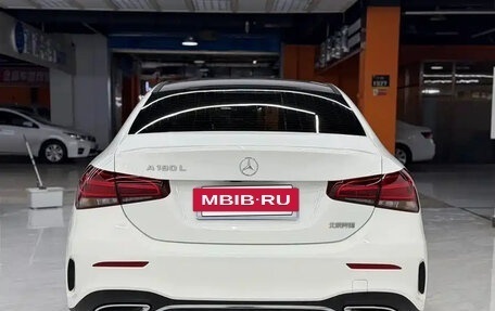 Mercedes-Benz A-Класс, 2022 год, 1 930 800 рублей, 5 фотография