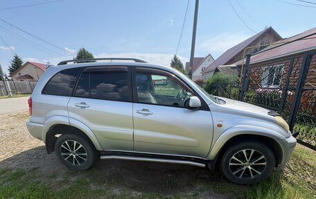 Toyota RAV4, 2001 год, 600 000 рублей, 3 фотография