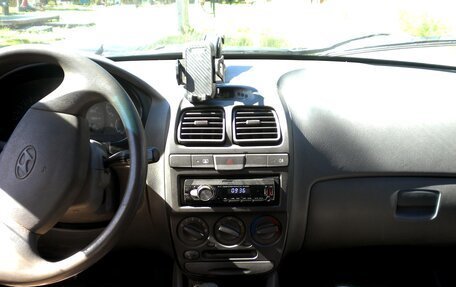 Hyundai Accent II, 2005 год, 160 000 рублей, 12 фотография