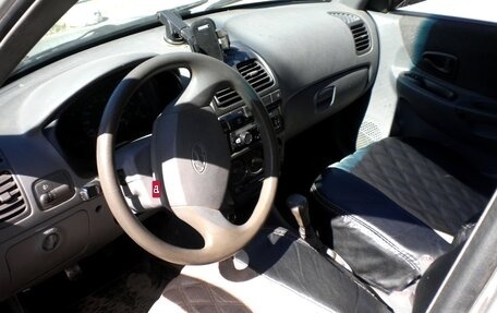 Hyundai Accent II, 2005 год, 160 000 рублей, 11 фотография
