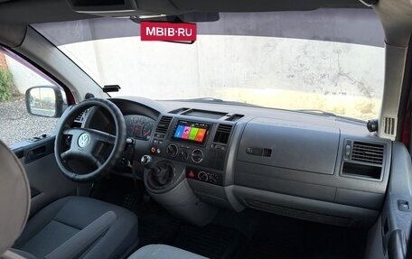 Volkswagen Transporter T5 рестайлинг, 2005 год, 1 195 000 рублей, 14 фотография