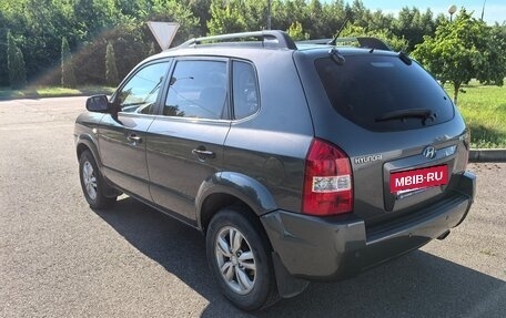 Hyundai Tucson III, 2008 год, 880 000 рублей, 3 фотография