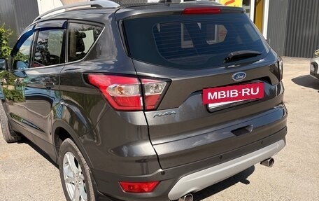Ford Kuga III, 2018 год, 1 850 000 рублей, 2 фотография