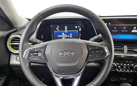 Chevrolet Trax, 2023 год, 1 420 000 рублей, 6 фотография