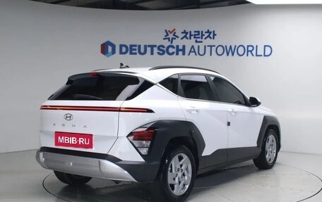 Hyundai Kona, 2023 год, 1 800 000 рублей, 3 фотография