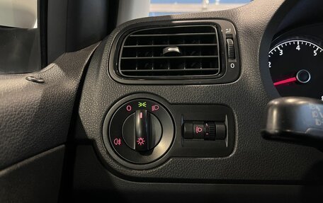 Volkswagen Polo VI (EU Market), 2019 год, 1 430 000 рублей, 32 фотография