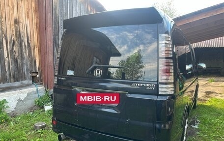 Honda Stepwgn II рестайлинг, 2003 год, 750 000 рублей, 6 фотография
