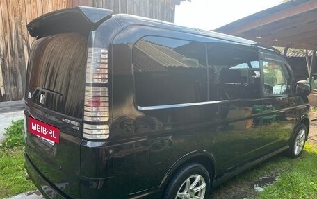 Honda Stepwgn II рестайлинг, 2003 год, 750 000 рублей, 5 фотография