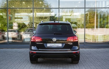 Volkswagen Touareg III, 2015 год, 2 910 000 рублей, 4 фотография