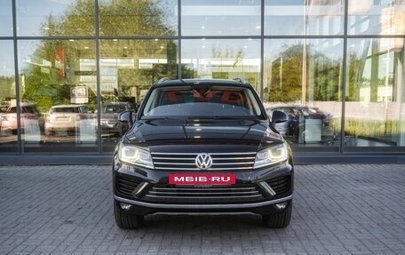 Volkswagen Touareg III, 2015 год, 2 910 000 рублей, 3 фотография