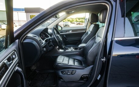 Volkswagen Touareg III, 2015 год, 2 910 000 рублей, 12 фотография