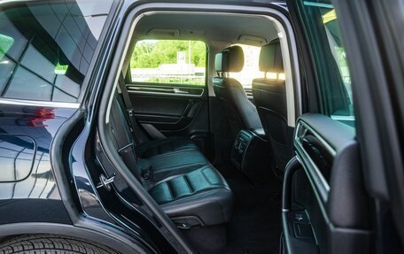Volkswagen Touareg III, 2015 год, 2 910 000 рублей, 13 фотография