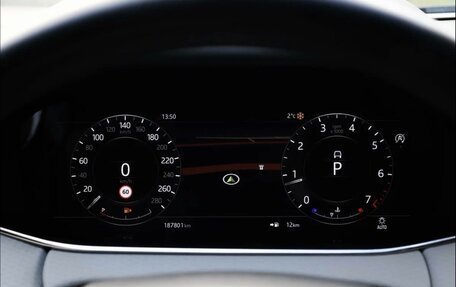 Land Rover Range Rover Evoque II, 2019 год, 2 900 000 рублей, 17 фотография