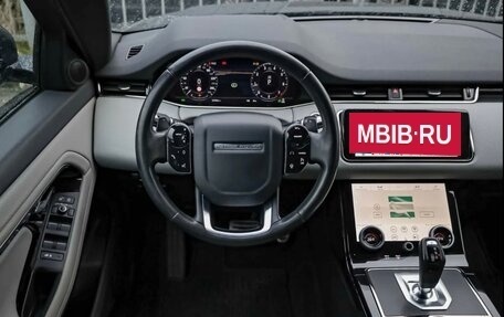 Land Rover Range Rover Evoque II, 2019 год, 2 900 000 рублей, 15 фотография