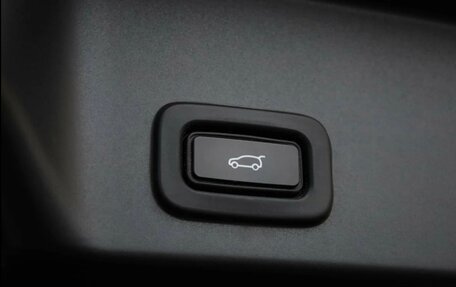 Land Rover Range Rover Evoque II, 2019 год, 2 900 000 рублей, 36 фотография