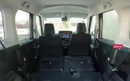 Toyota Roomy I, 2018 год, 1 150 000 рублей, 11 фотография