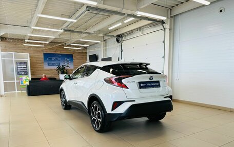 Toyota C-HR I рестайлинг, 2018 год, 1 649 999 рублей, 4 фотография