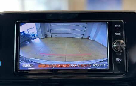 Toyota C-HR I рестайлинг, 2018 год, 1 649 999 рублей, 17 фотография
