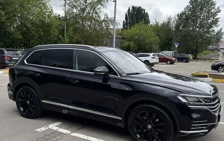 Volkswagen Touareg III, 2020 год, 6 150 000 рублей, 4 фотография