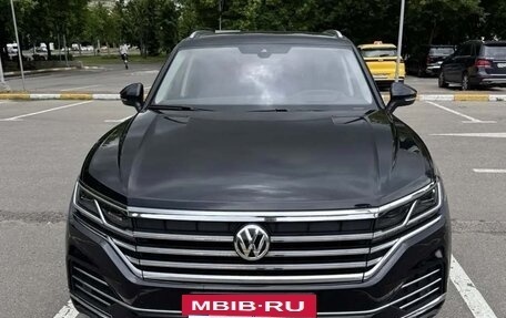 Volkswagen Touareg III, 2020 год, 6 150 000 рублей, 2 фотография
