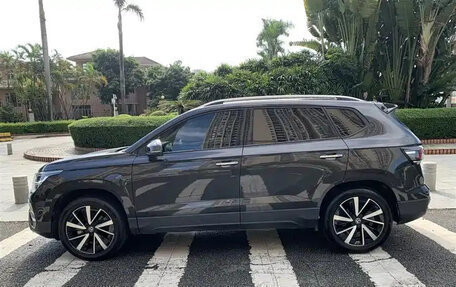 Volkswagen Tharu, 2023 год, 1 530 000 рублей, 3 фотография