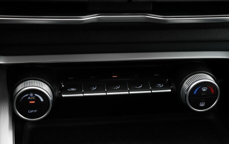 Geely Coolray I, 2021 год, 1 589 000 рублей, 15 фотография