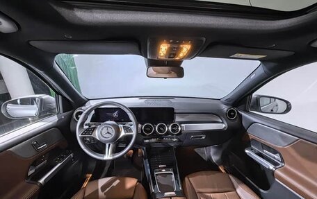 Mercedes-Benz GLB, 2022 год, 3 160 000 рублей, 13 фотография