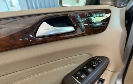Mercedes-Benz M-Класс, 2012 год, 2 199 900 рублей, 10 фотография
