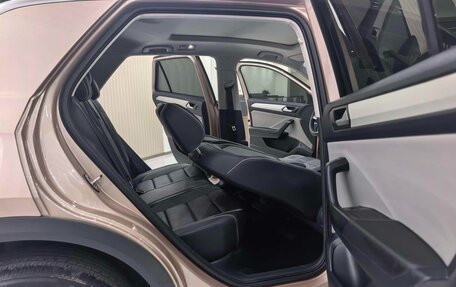 Volkswagen T-Roc I, 2022 год, 1 230 000 рублей, 8 фотография