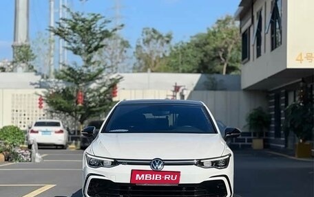 Volkswagen Golf VIII, 2023 год, 1 870 000 рублей, 3 фотография
