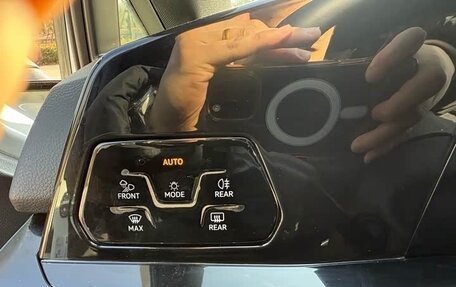 Volkswagen Golf VIII, 2023 год, 1 870 000 рублей, 11 фотография