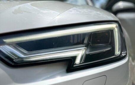 Audi A4, 2018 год, 2 430 000 рублей, 7 фотография