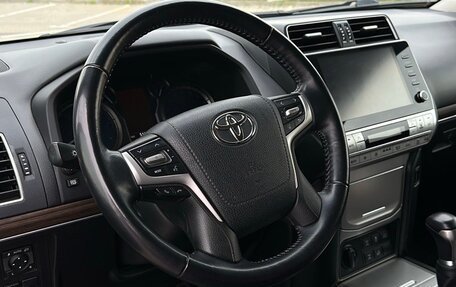 Toyota Land Cruiser Prado 150 рестайлинг 2, 2020 год, 6 000 000 рублей, 2 фотография