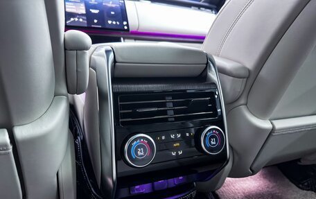 Land Rover Range Rover IV рестайлинг, 2022 год, 18 350 000 рублей, 30 фотография