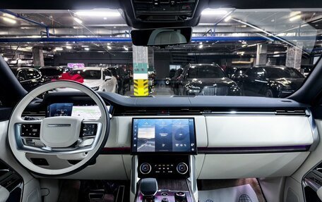 Land Rover Range Rover IV рестайлинг, 2022 год, 18 350 000 рублей, 33 фотография
