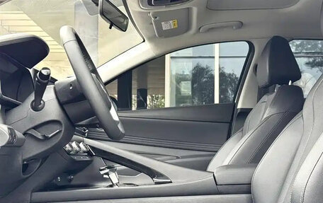 Hyundai Elantra, 2023 год, 1 433 800 рублей, 7 фотография