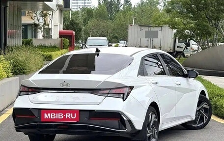 Hyundai Elantra, 2023 год, 1 433 800 рублей, 5 фотография