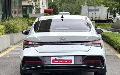 Hyundai Elantra, 2023 год, 1 433 800 рублей, 6 фотография