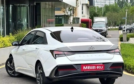 Hyundai Elantra, 2023 год, 1 433 800 рублей, 4 фотография